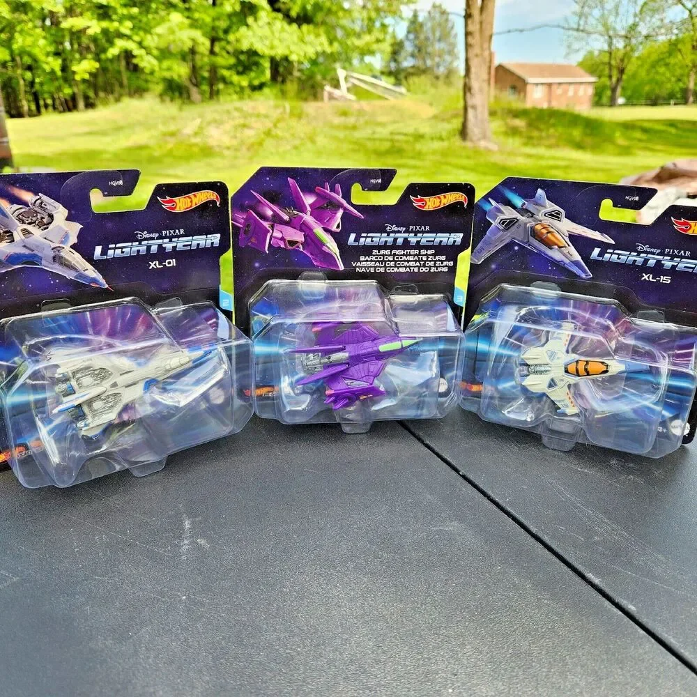Disney Pixar Hot Wheels Lightyear Diecast XL-15 Fighter, XL-01, Zurg Fighter (3)
